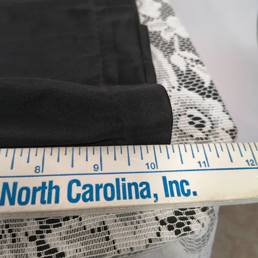 Vintage Lace Lined Housecoat - Picture 13 of 14